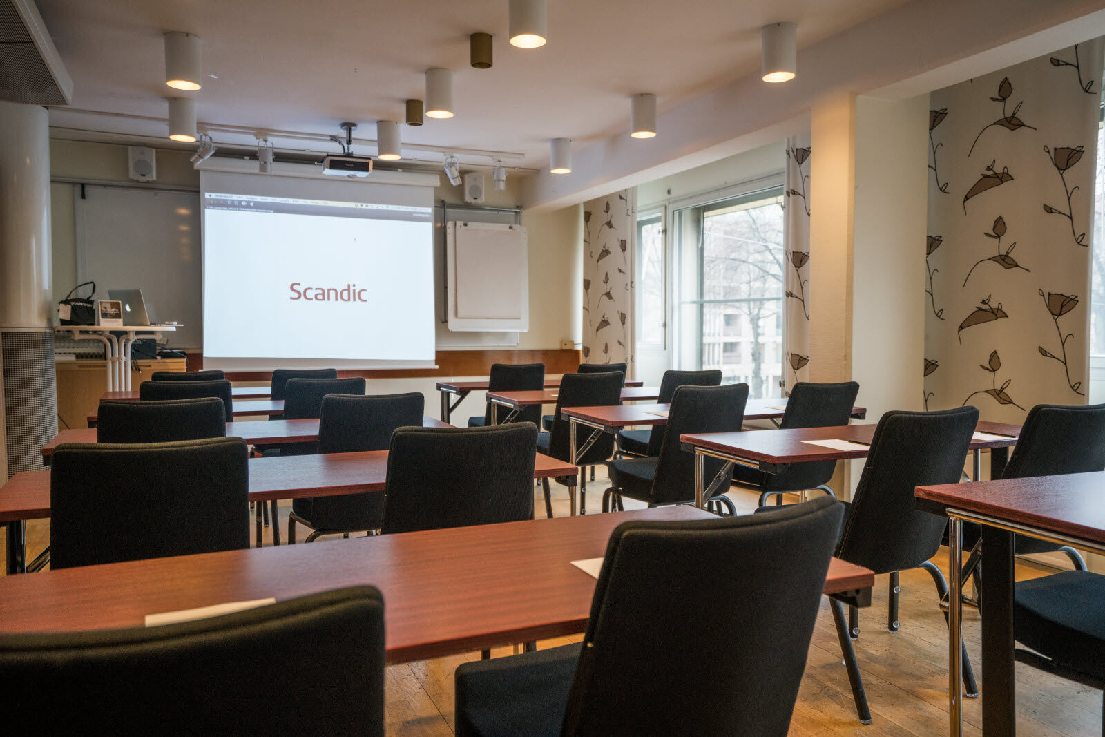 Scandic Park 4*